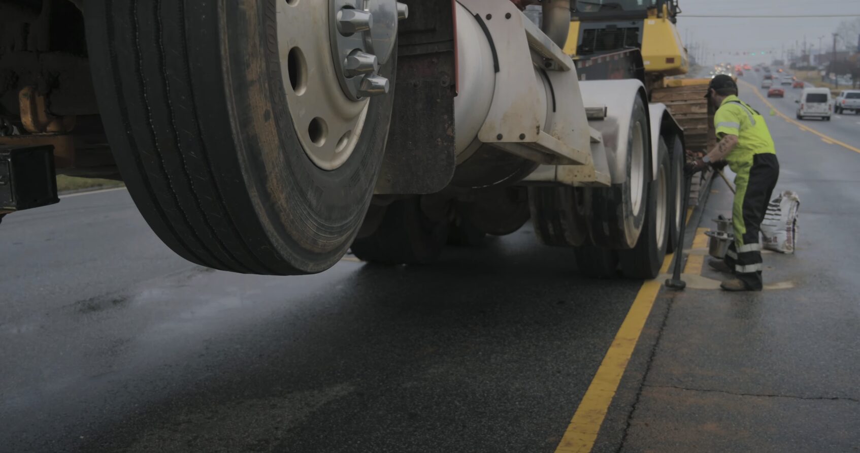Heavy-duty tow truck providing roadside assistance